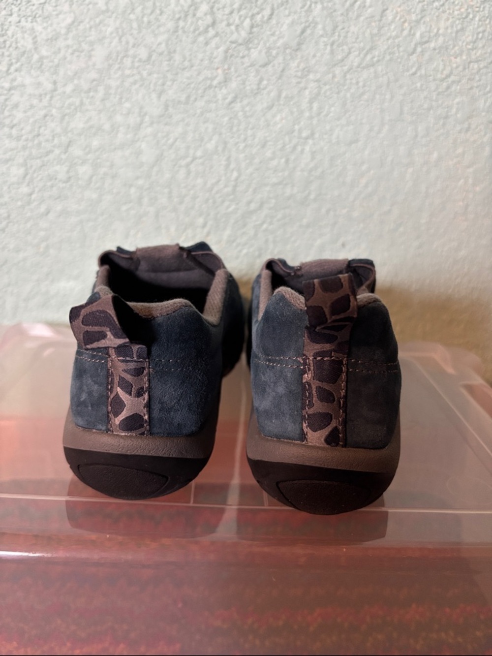 Merrell Kids Jungle Moc, Ink Suede Blue, size 1 - like new - Picture 8 of 10